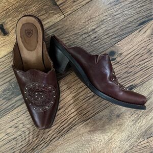 Ariat Brown Leather Mule Clogs | Western Embossed Slip-On Shoes